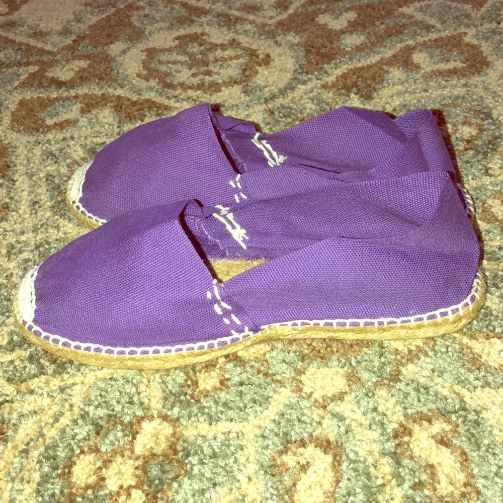 New w/o Tag, Hand sewn Espadrilles made in Spain